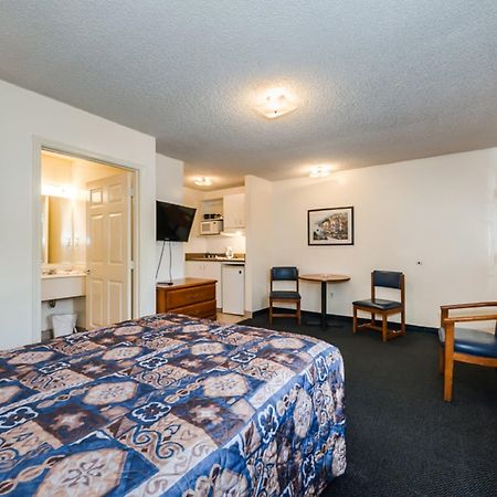 Tampa Bay Extended Stay Hotel Largo Exterior photo