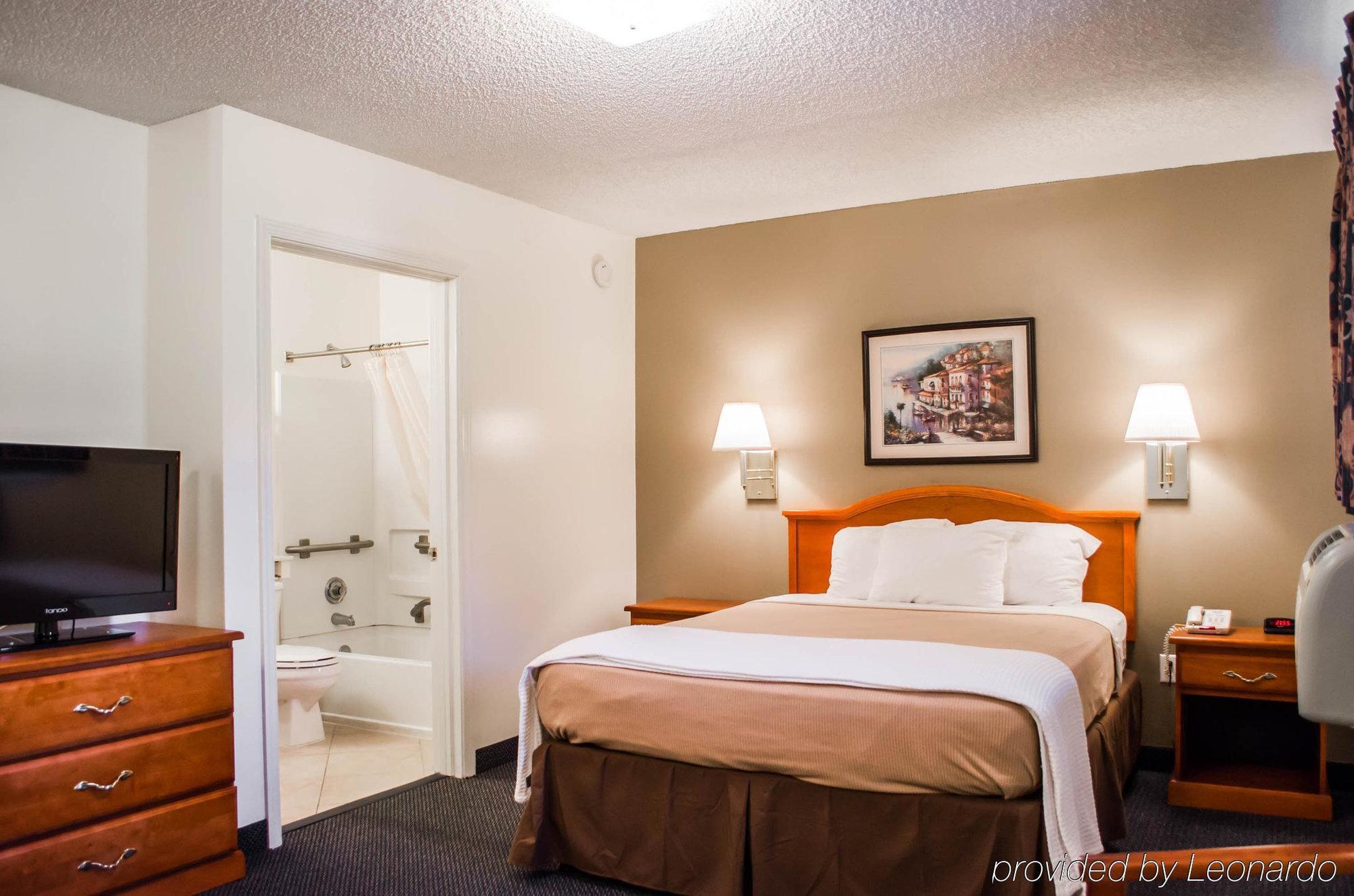 Tampa Bay Extended Stay Hotel Largo Exterior photo