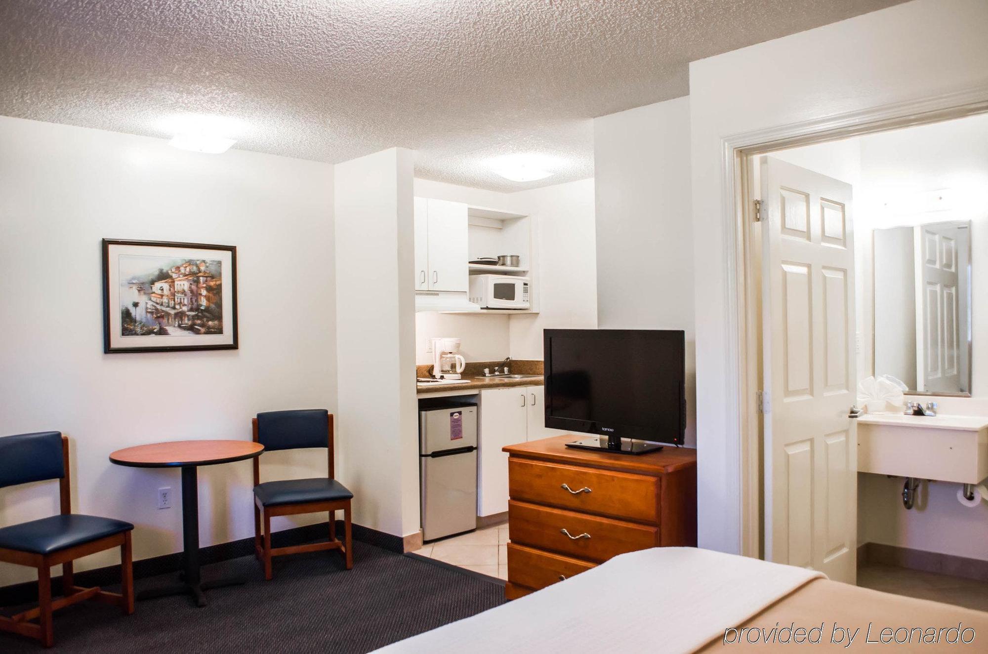 Tampa Bay Extended Stay Hotel Largo Exterior photo